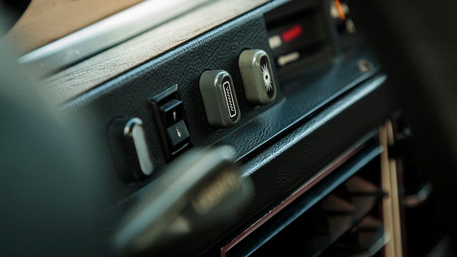 1972 Citroen SM switches