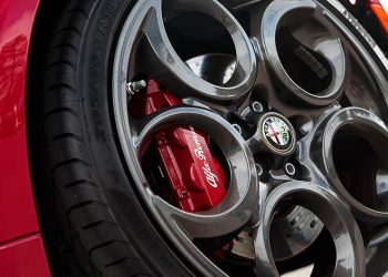 Alfa Romeo 4C wheel close up