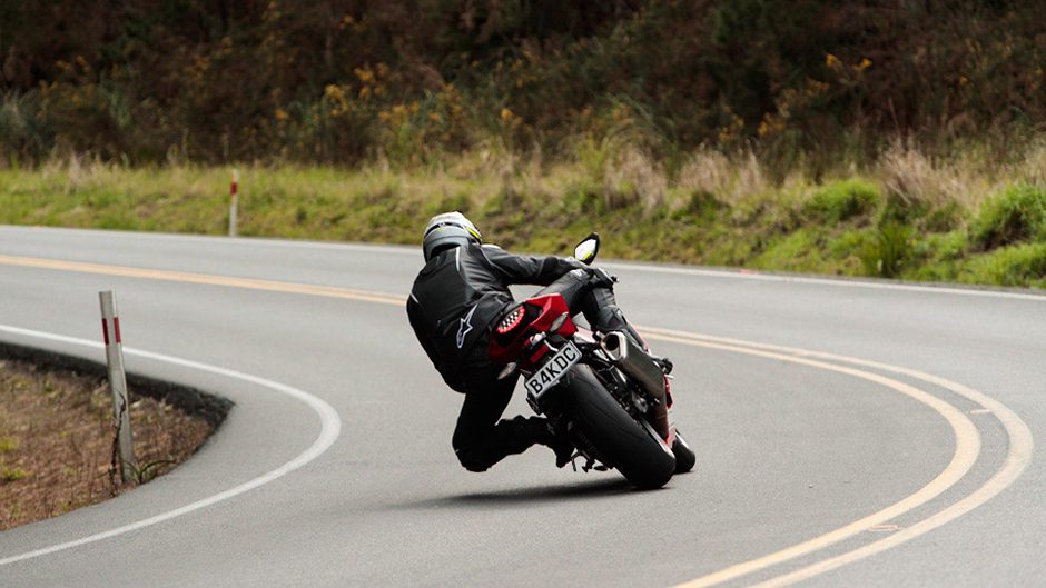 2017 Honda CBR1000RR rear action through corner