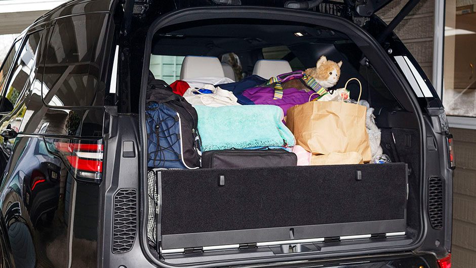 2020 Land Rover Discovery TD6 HSE boot full of luggage