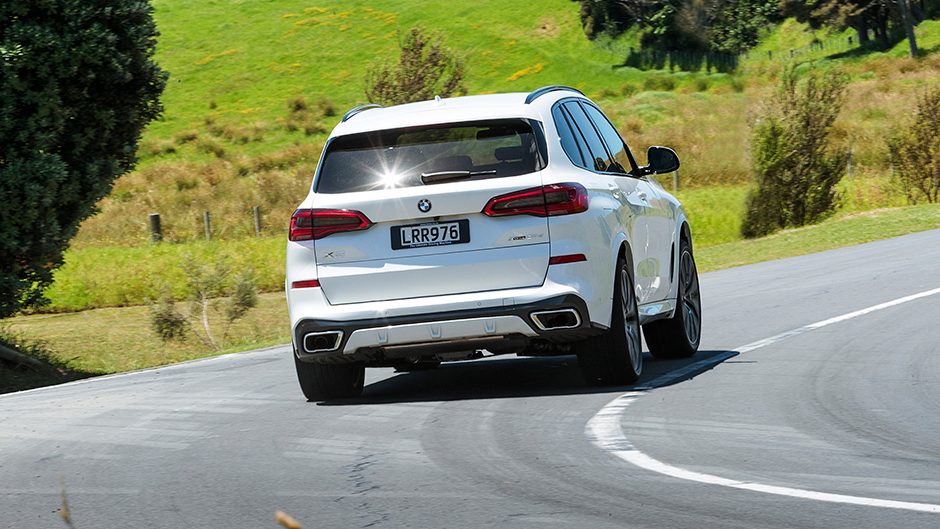 Bmw X5 3.0d rear action