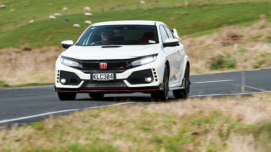Honda Civic Type R inside front action