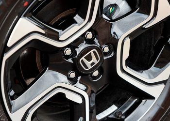 Honda logo on wheel