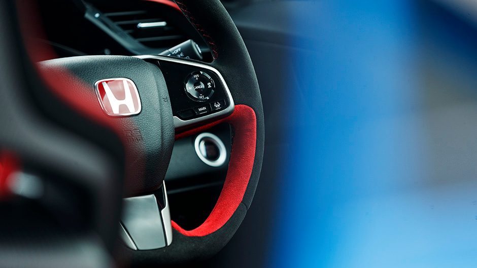 2020 Honda Civic Type R steering wheel