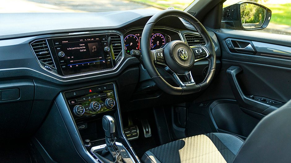 2020 Volkswagen T-Roc R-Line TSI 4MOTION interior
