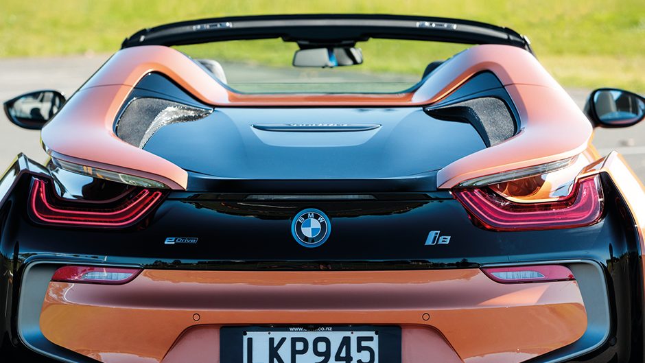 bmw i8 front trunk