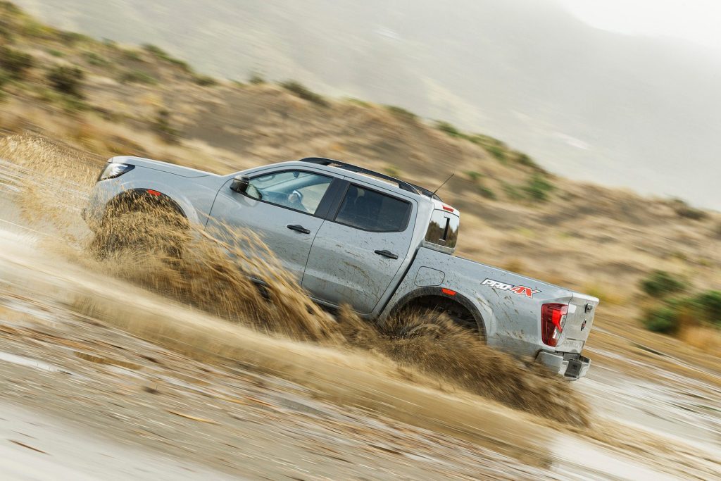 2021 Nissan Navara PRO-4X driving through water