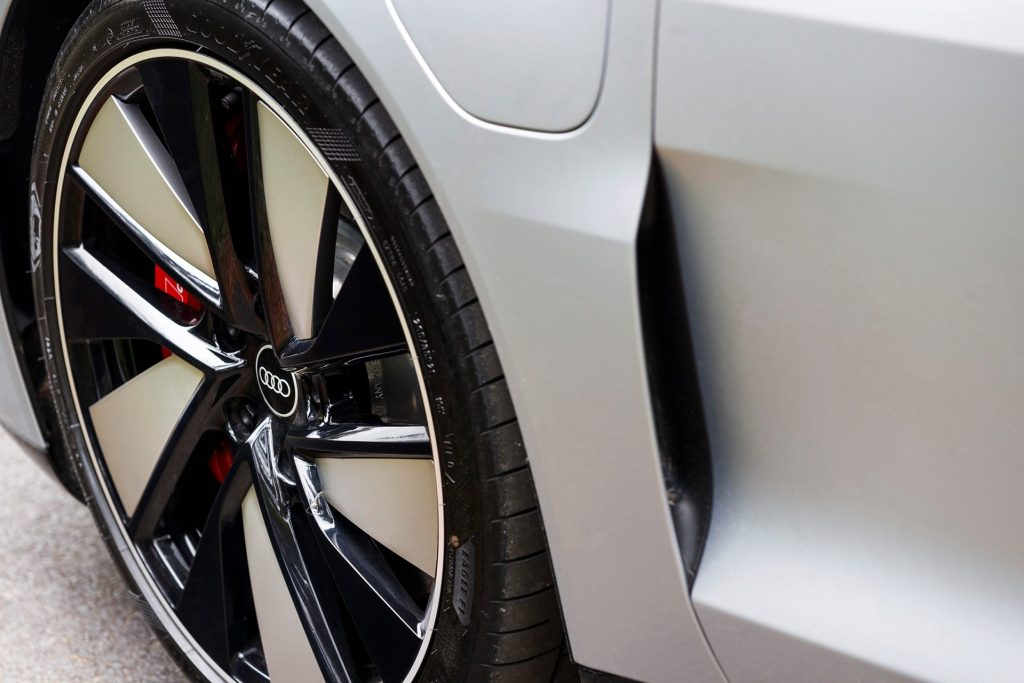 Audi RS e-tron GT wheel