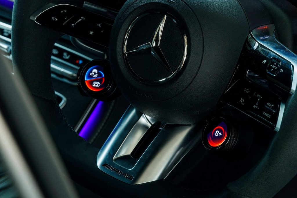 2021 Mercedes-AMG E 63 S 4matic+ steering wheel buttons
