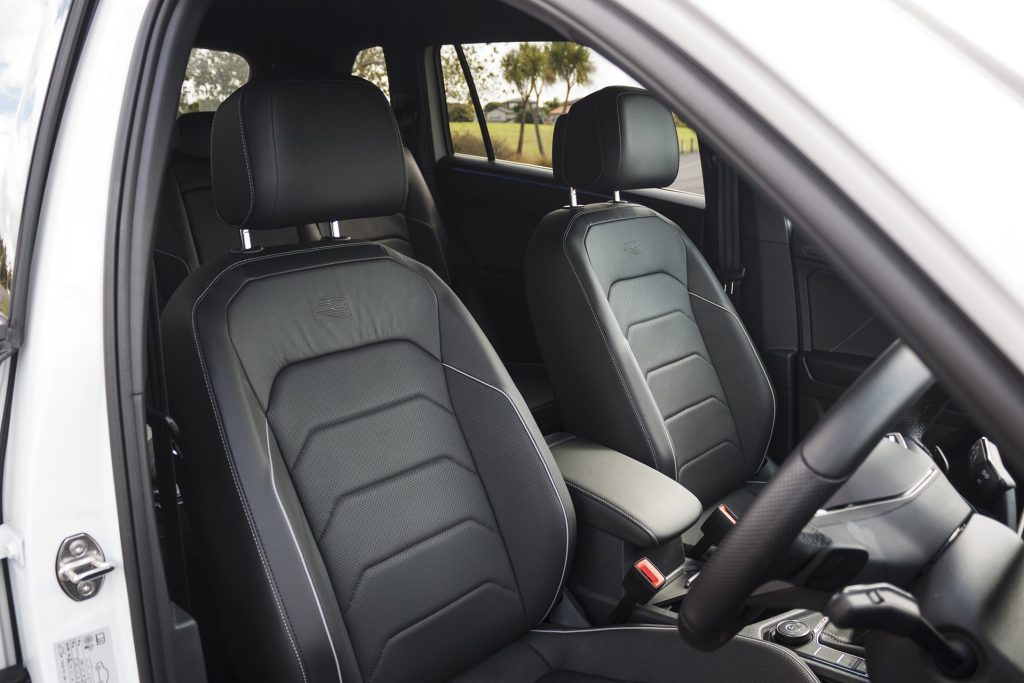 Volkswagen Tiguan Allspace R-Line seats