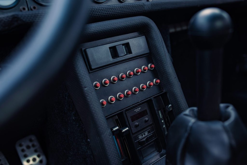 Lancia 037 Stradale buttons