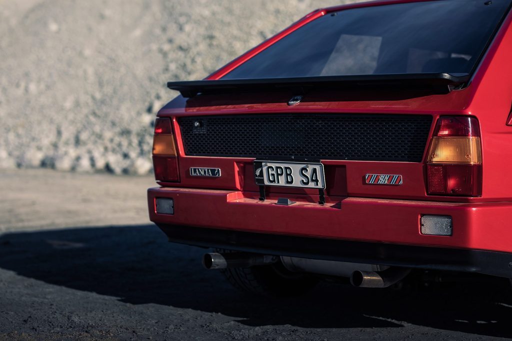 Lancia Delta S4 Stradale butt