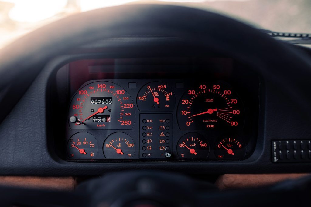Lancia Delta S4 dials
