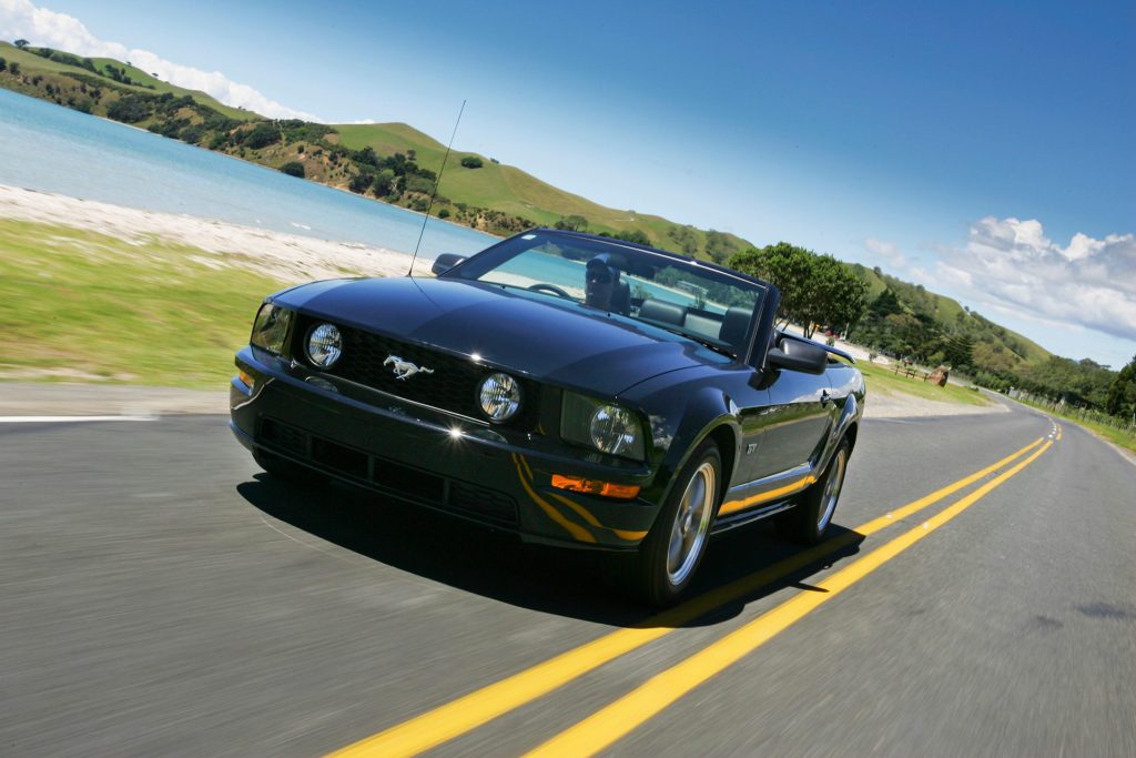 2006 Mustang GT Convertible front action