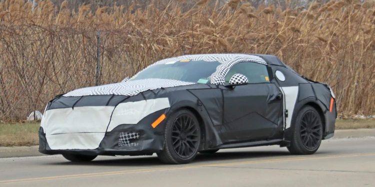 Ford Mustang spy shot front quarter view