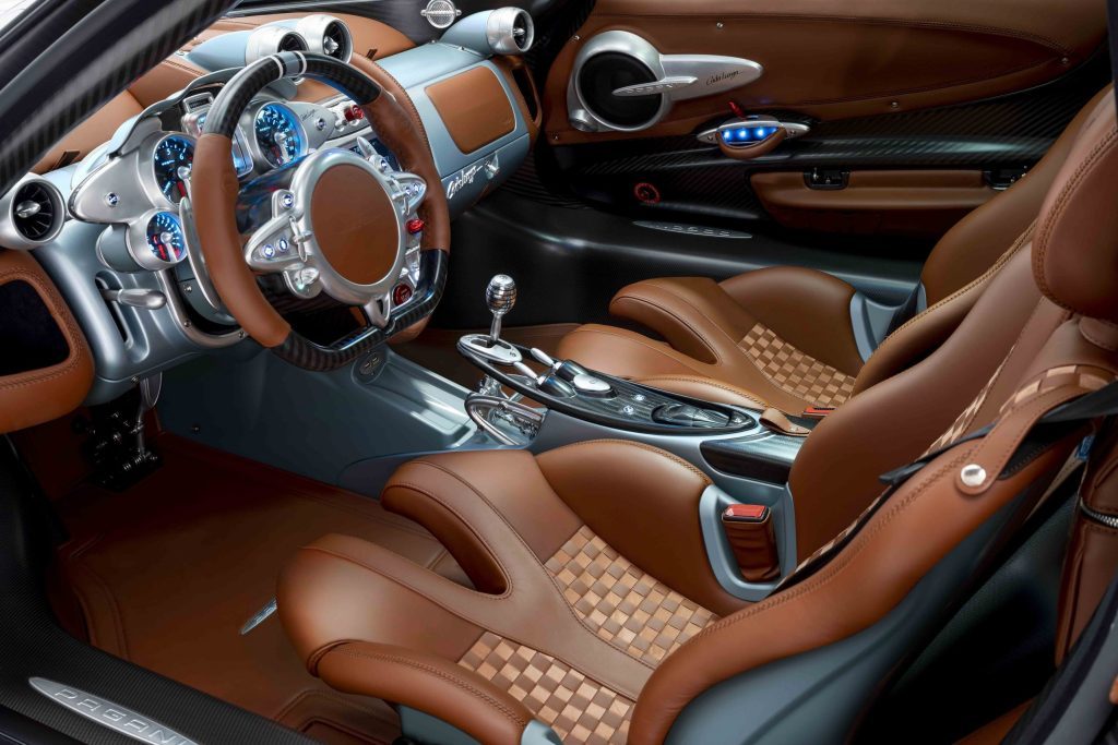 Pagani Huayra Codalunga interior