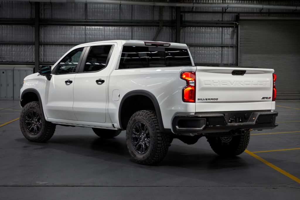 Chevrolet Silverado ZR2 rear quarter 