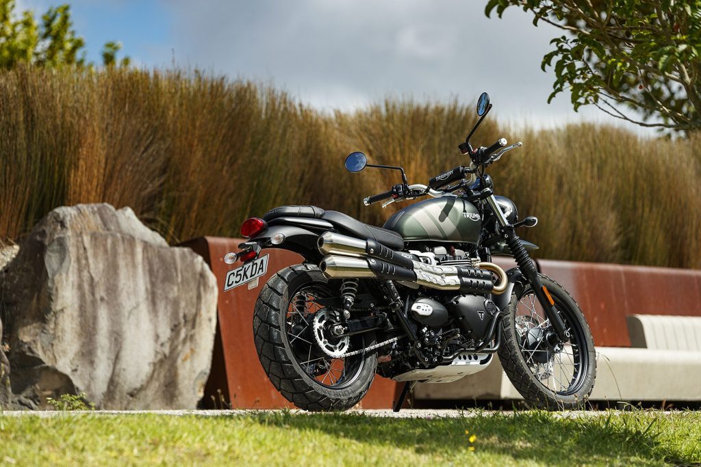 Triumph Street Scrambler 900 rear static