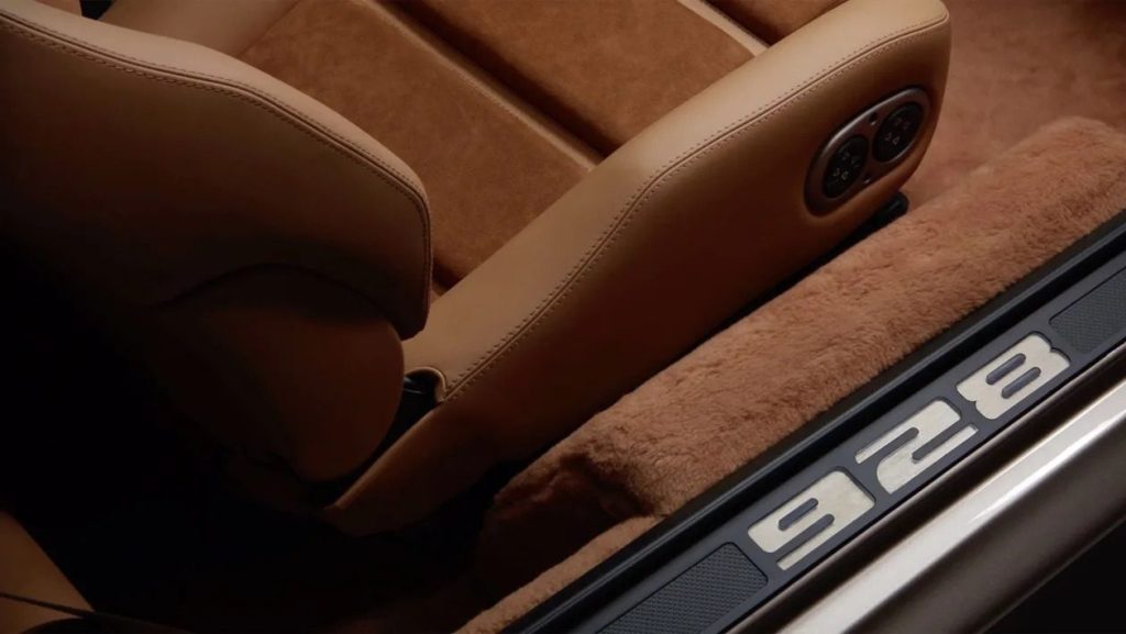 Porsche 928 restomod kick plate