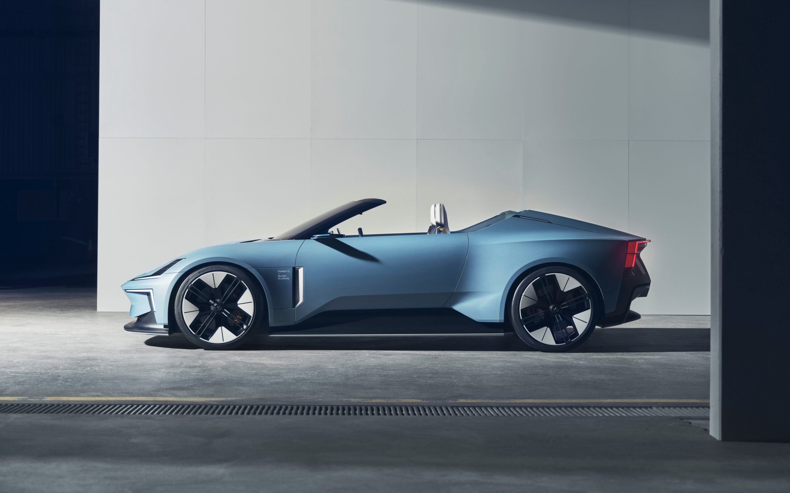 Polestar Roadster concept side