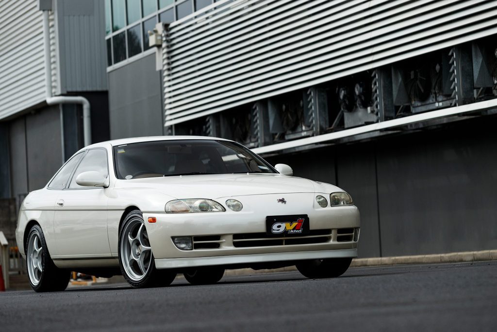 1993 Toyota Soarer 2.5 GT low front static