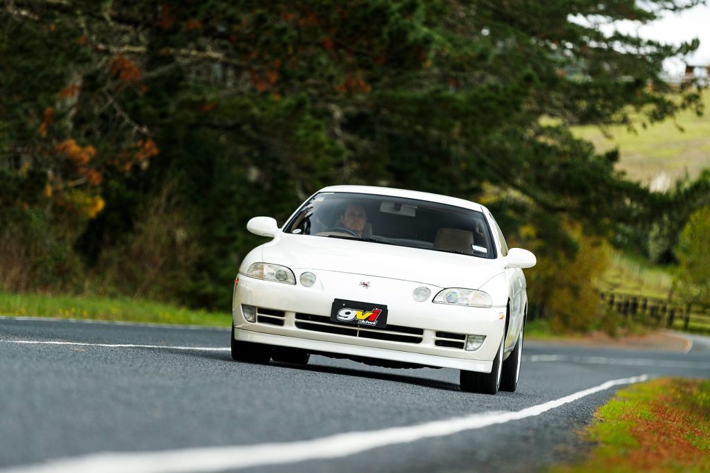 1993 Toyota Soarer 2.5 GT road action