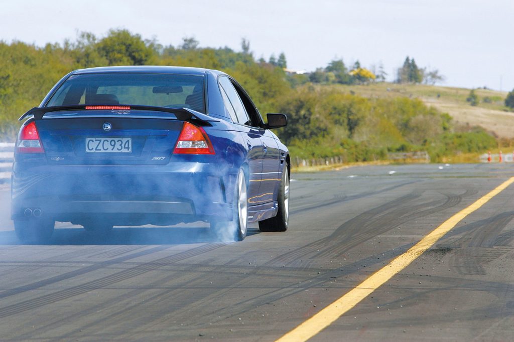 2006 HSV Clubsport smoky launch