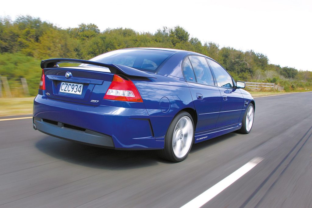 2006 HSV Clubsport driving on dragstrip