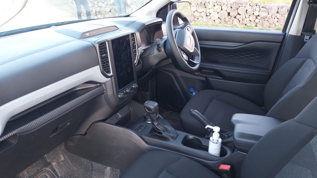 2022 Ford Ranger interior