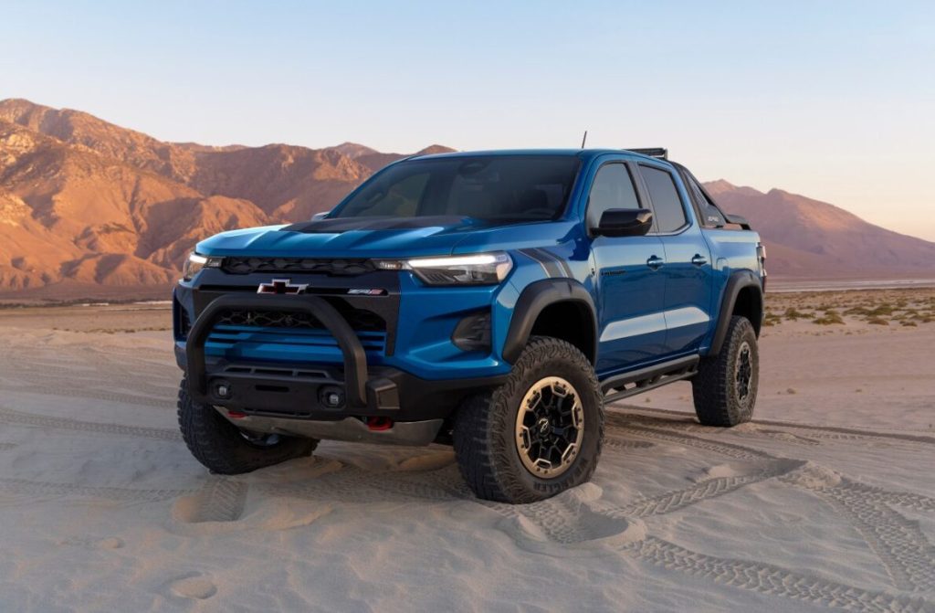 2023 Chevrolet Colorado ZR2 Desert Boss front three quarters