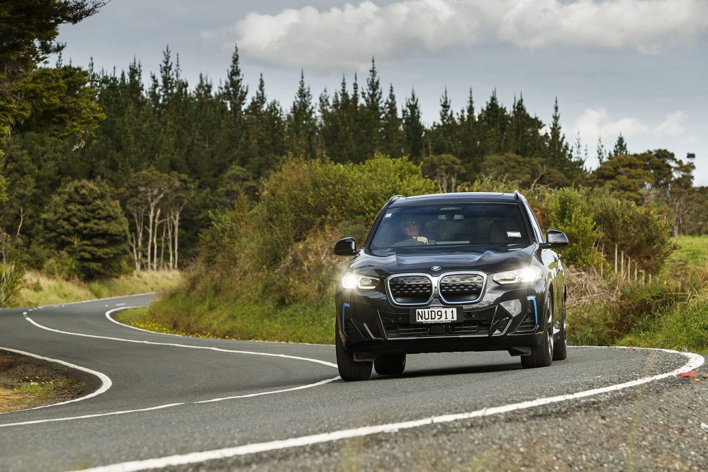 BMW iX3 Impressive front action