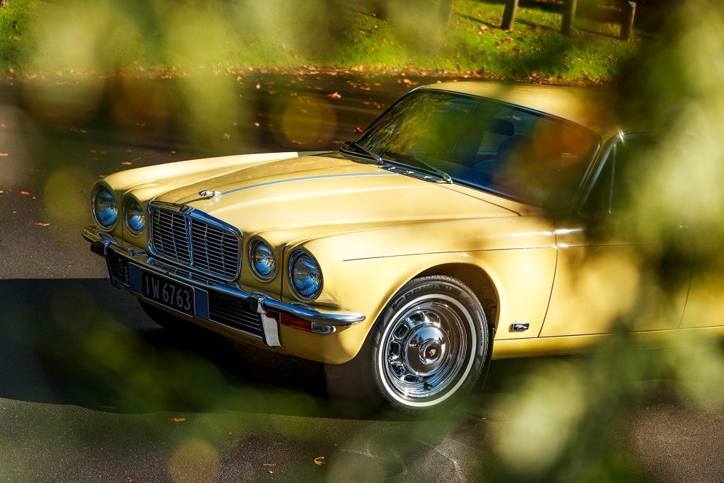 1978 Jaguar XJ6 4.2 LWB front end