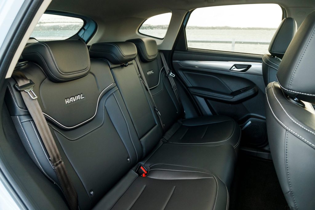 Haval Jolion Ultra Hybrid back seat