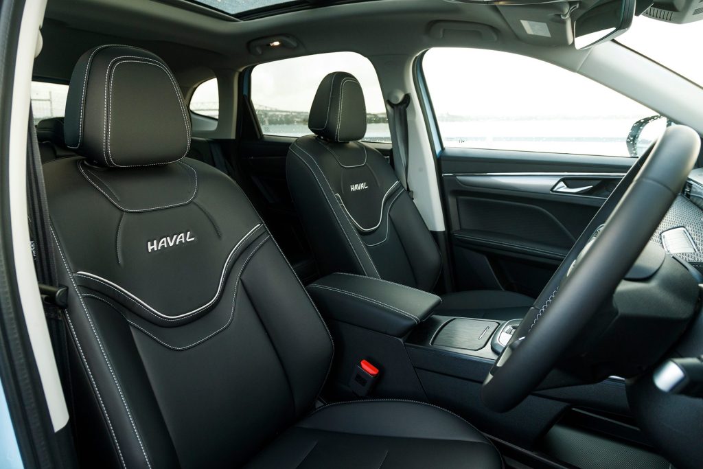 Haval Jolion Ultra Hybrid front seats