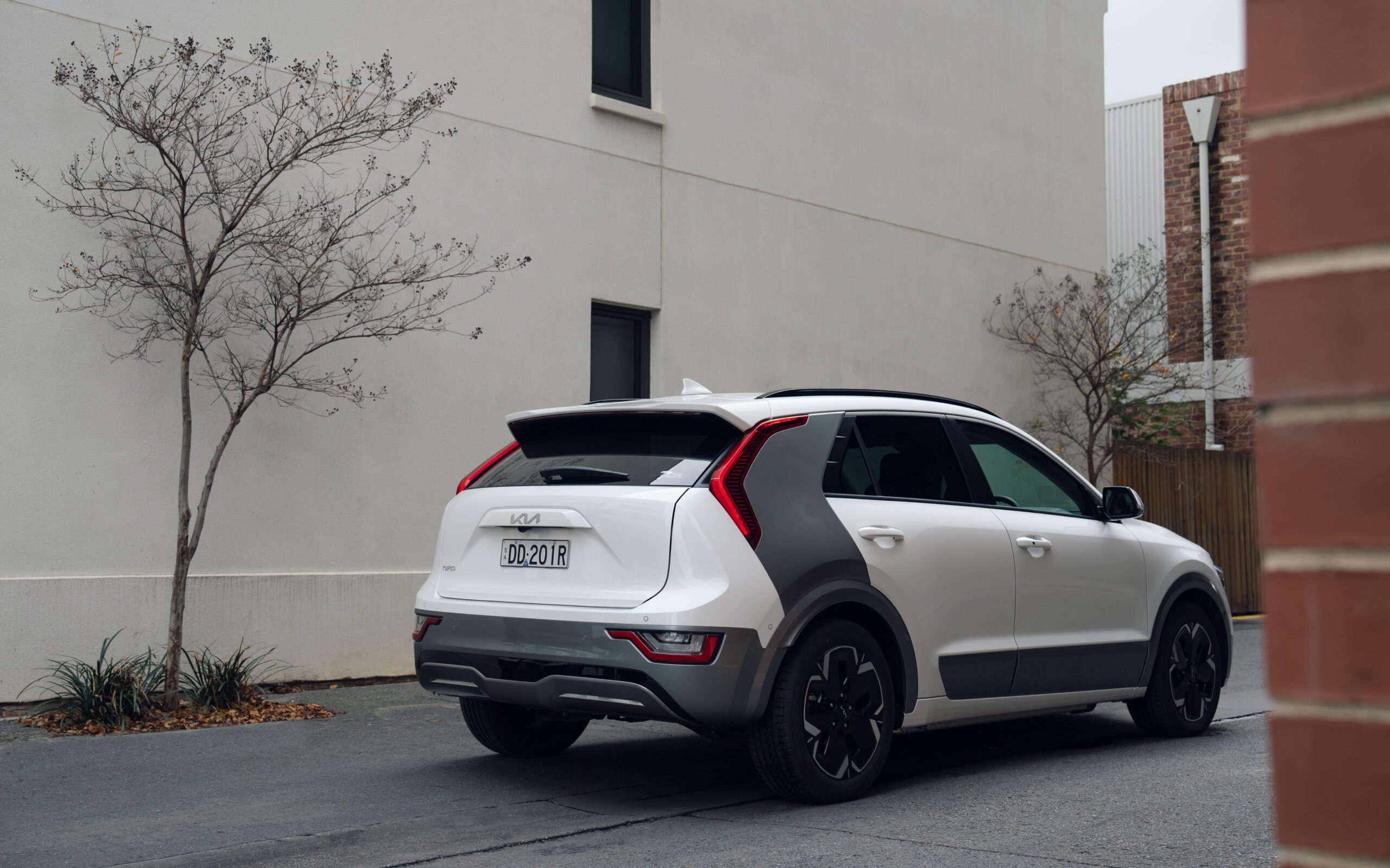 Kia Niro GT-Line EV rear three quarters