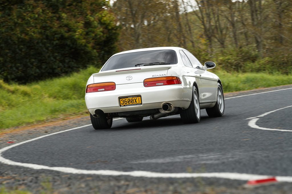 1993 Toyota Soarer 2.5 GT rear action