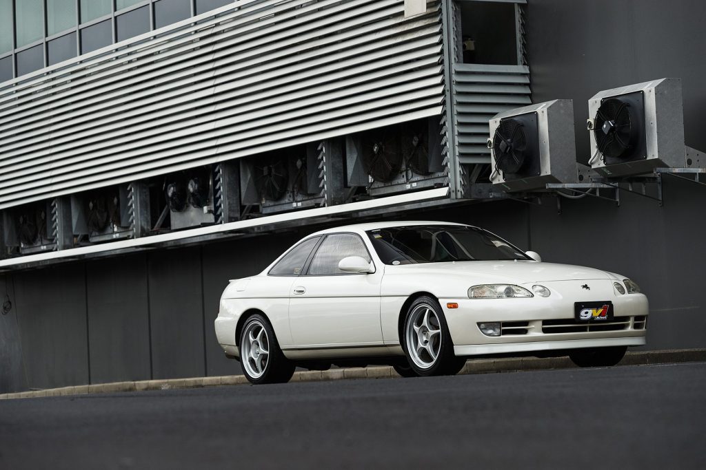 1993 Toyota Soarer 2.5 GT front static