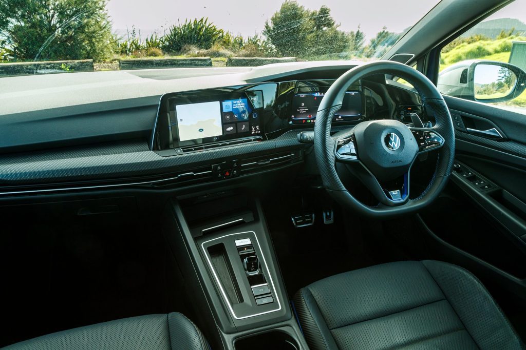 Volkswagen Golf R interior