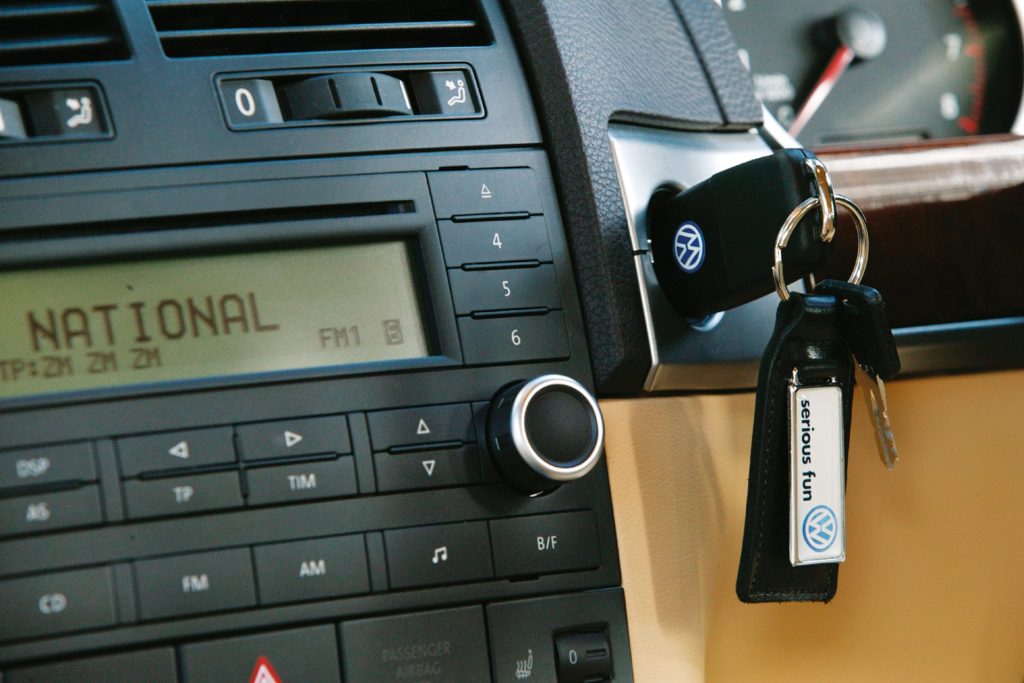  2003 Volkswagen Touareg key