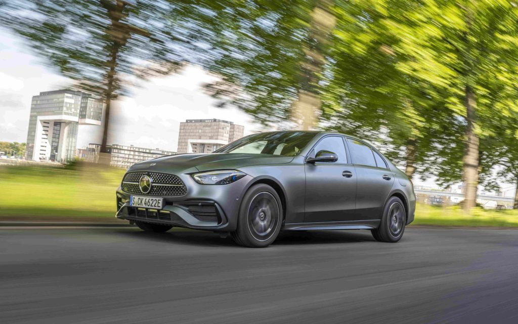 Mercedes-Benz C 350 e front three quarter view driving