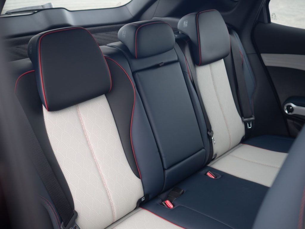 BYD Atto 3 back seat photo