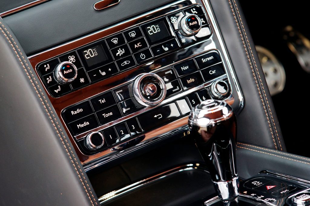 2010 Bentley Mulsanne air con controls