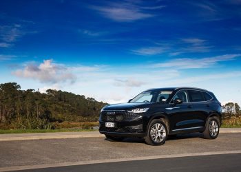 2022 Haval H6 HEV Ultra parked next to river