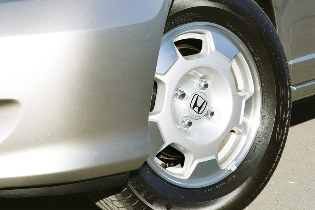 Honda Civic Hybrid wheel