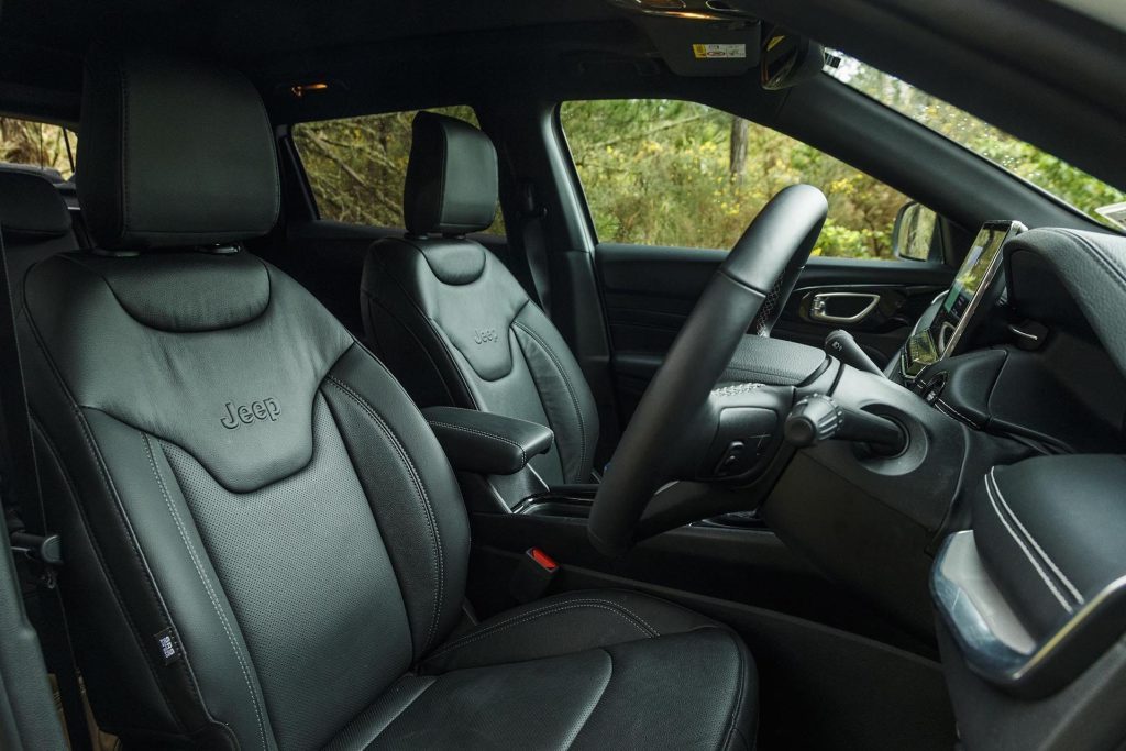 2022 Jeep Compass S-Limited front seats