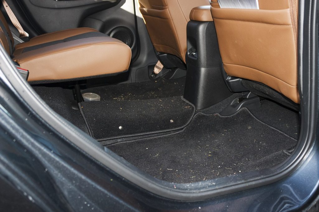 Long term test: 2022 Honda Jazz e:HEV Luxe dirty floor mats