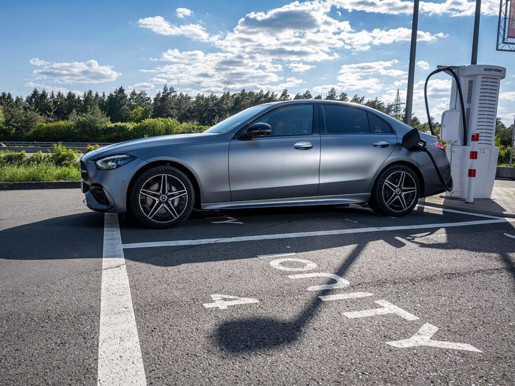 Mercedes-Benz C-350 e plug-in at charging station