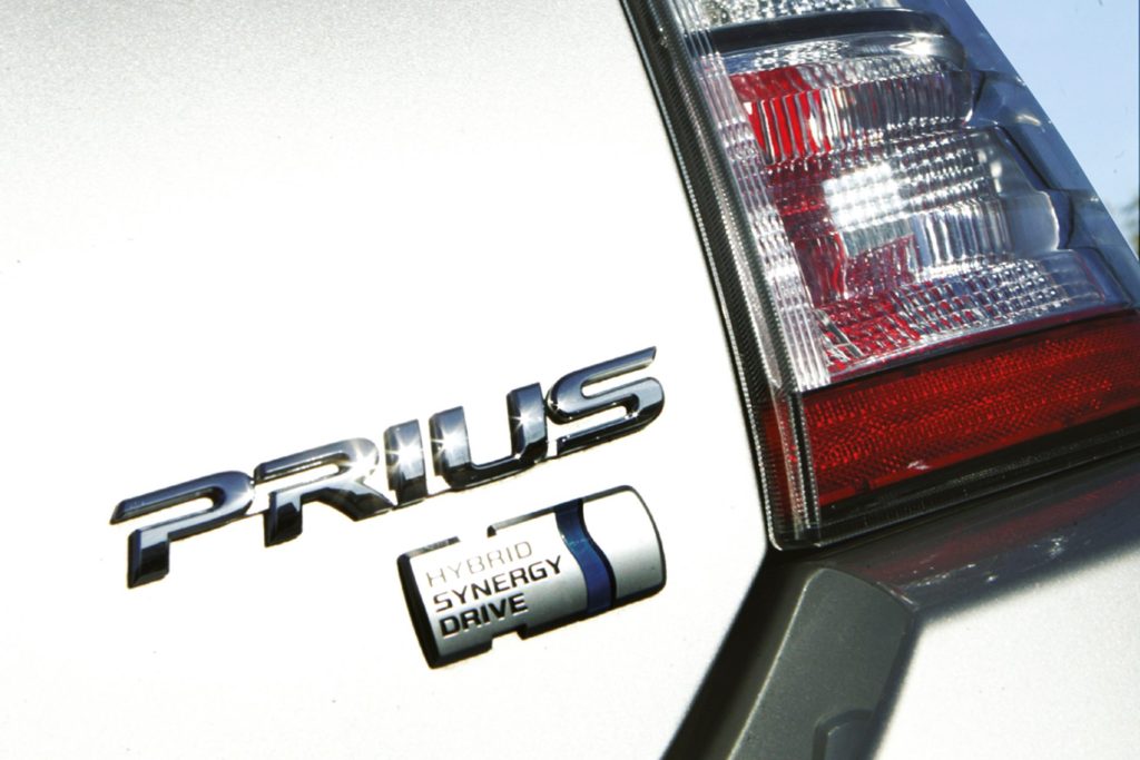 2004 Toyota Prius II badge