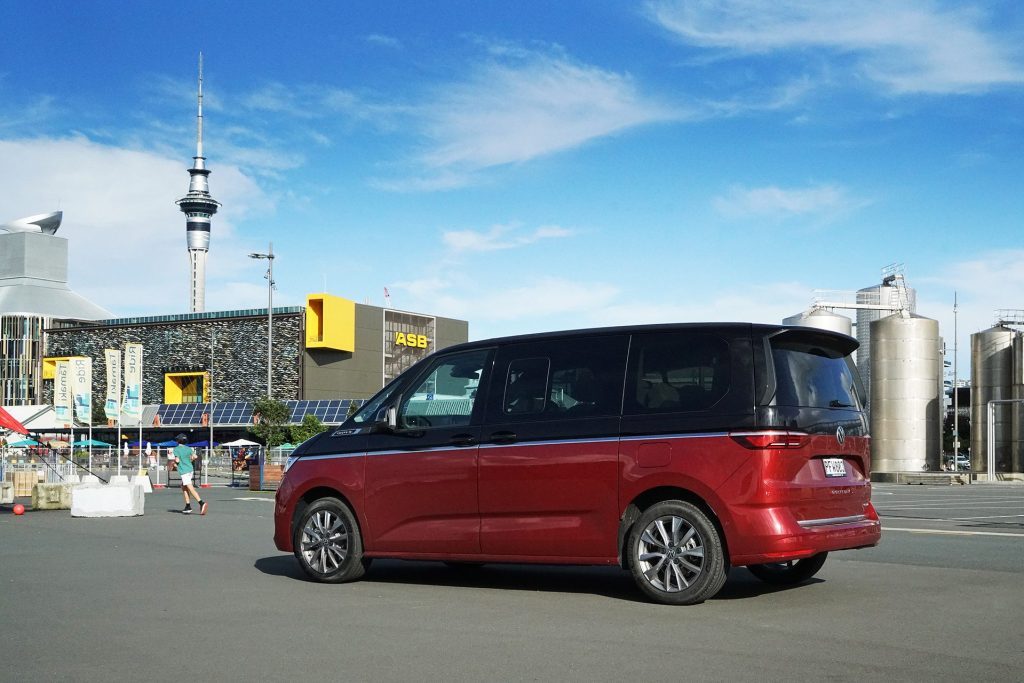 2022 Volkswagen Multivan Energetic parked in front of buildings