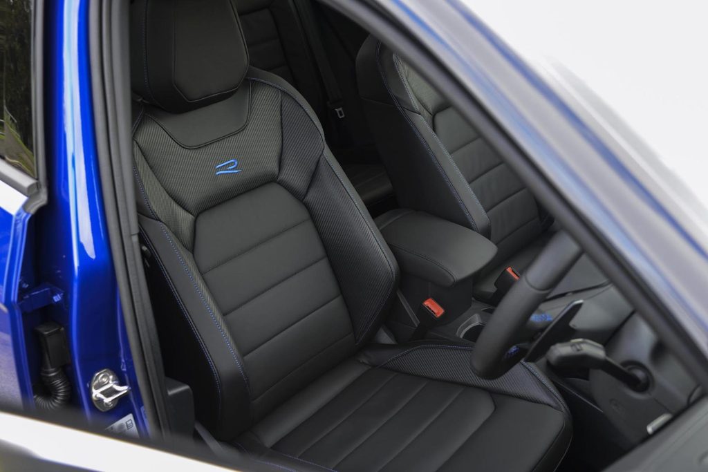 2022 Volkswagen T-Roc R seats